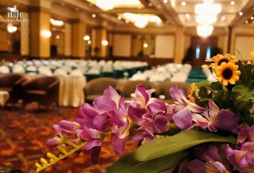 Fotos del hotel Grand Aquila  Bandung:  48