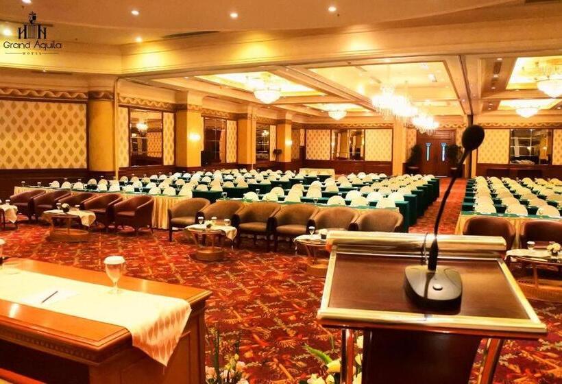 Fotos del hotel Grand Aquila  Bandung:  42