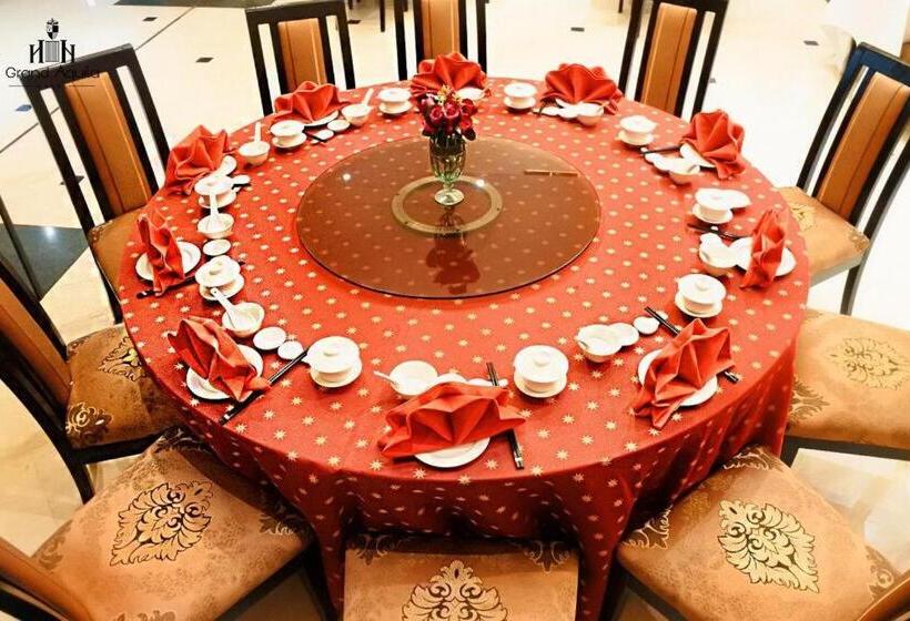 Fotos del hotel Grand Aquila  Bandung:  38