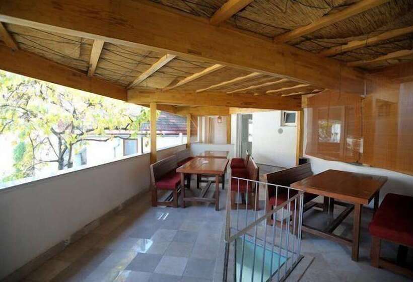 Fotos del hotel Hayat:  3 Fotos del hotel Hayat:  3