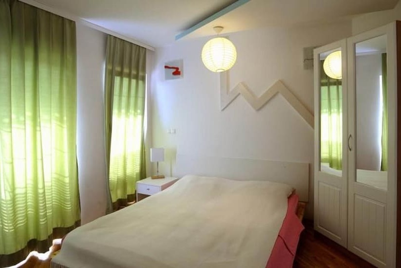 Fotos del hotel Hayat:  9 Fotos del hotel Hayat:  9