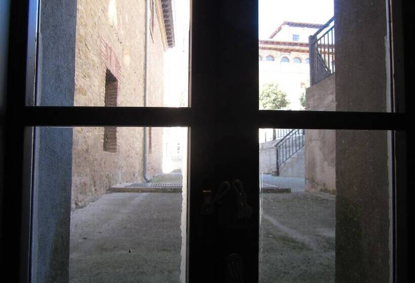 ホテル Hospederia De Alesves