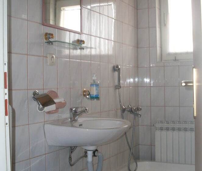 Fotos del hotel Hostel Gonzo:  43
