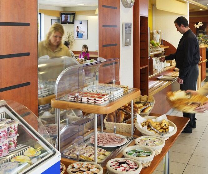 ホテル Ibis Budget Aachen Raeren Grenze