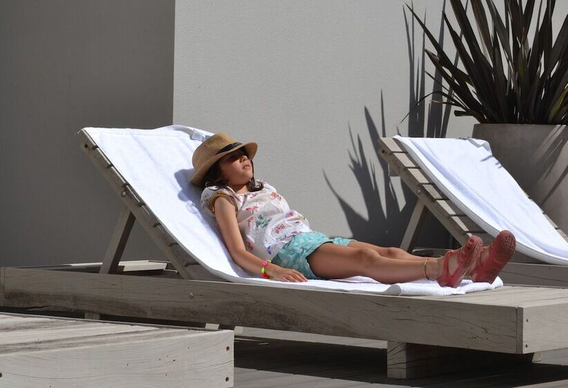 Fotos del hotel Krista Boutique:  6