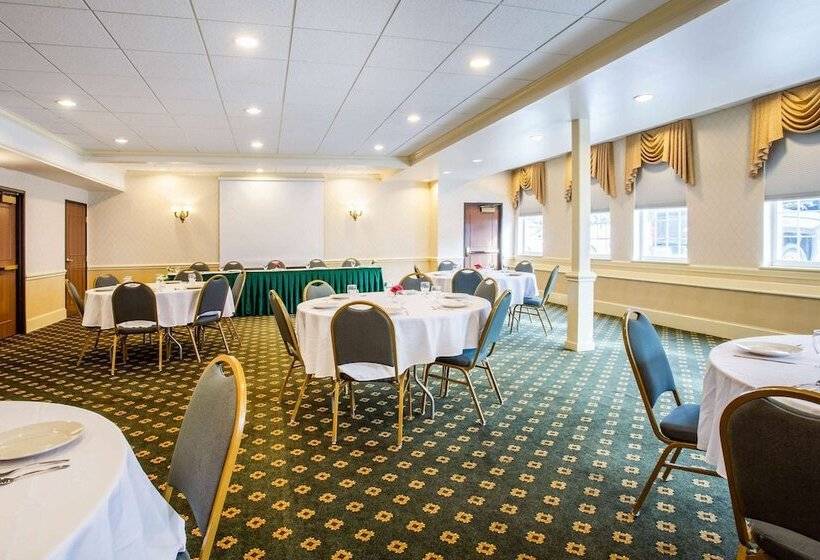בית מלון כפרי The Inn At St Albans Trademark Collection By Wyndham