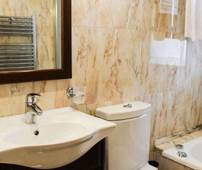 هتل Mirador De Moriyón