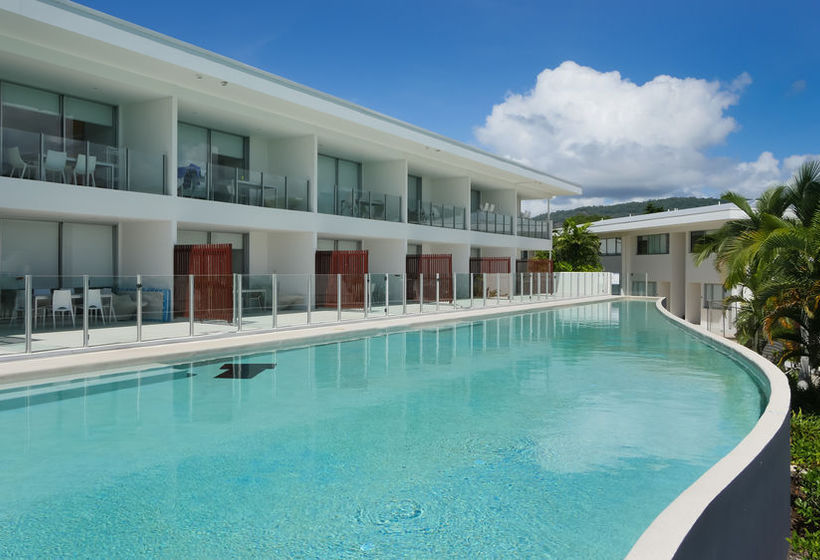 هتل Pool Resort Port Douglas