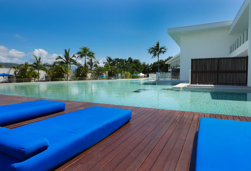 هتل Pool Resort Port Douglas