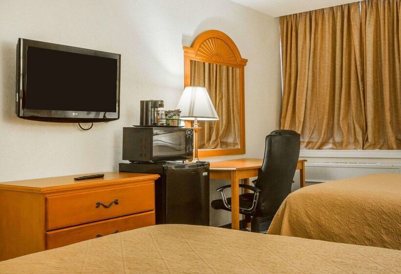 فندق Quality Inn Massena