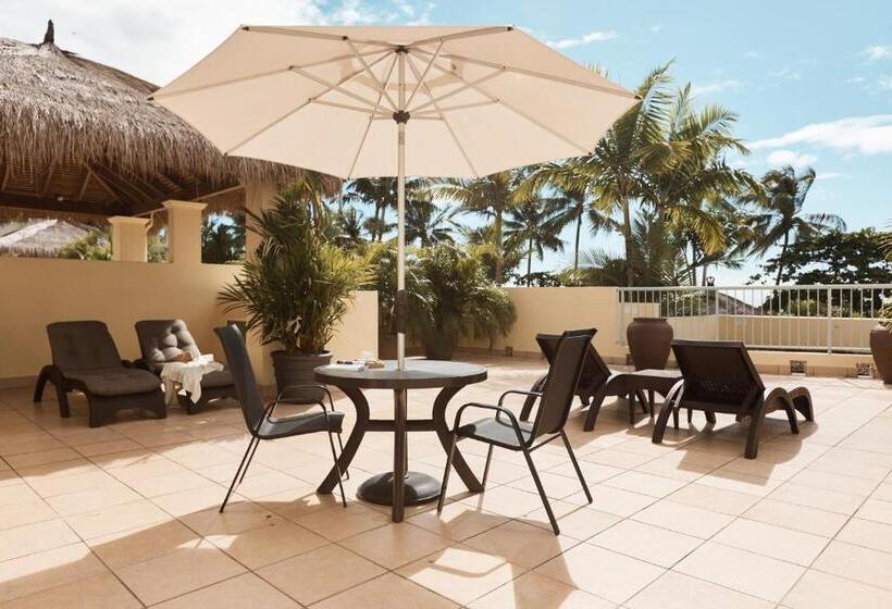Отель Sea Change Beachfront Apartments