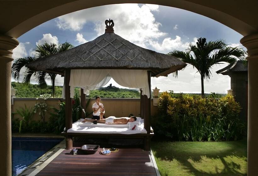 Отель The Beverly Hills Bali A Luxury Villas & Spa