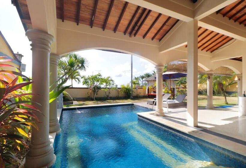 호텔 The Beverly Hills Bali A Luxury Villas & Spa