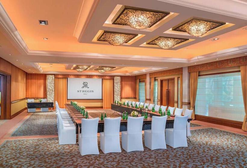 هتل The St. Regis Bali Resort