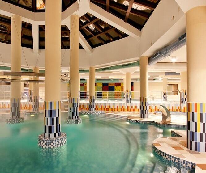 استراحتگاه Apartment Tourist Complex & Spa Astera Bansko