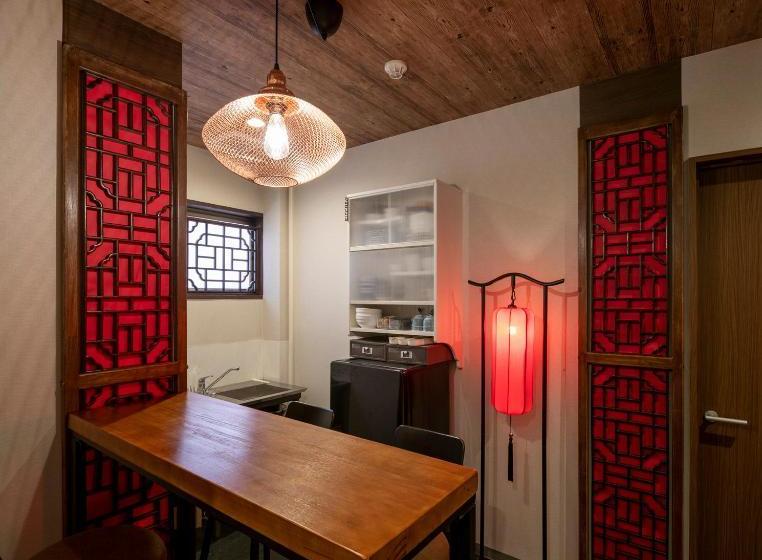 هاستل Room Inn Shanghai 横浜中華街 Room1 Ab