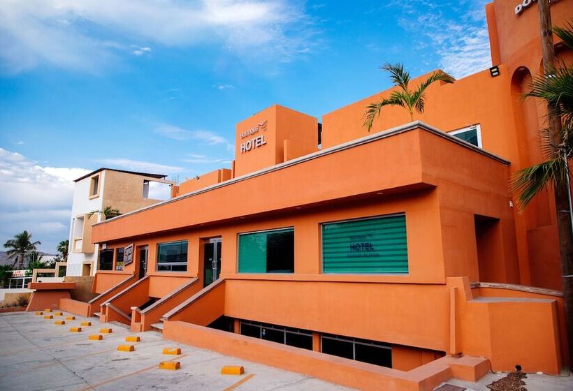 هتل Boutique Plaza Doradas