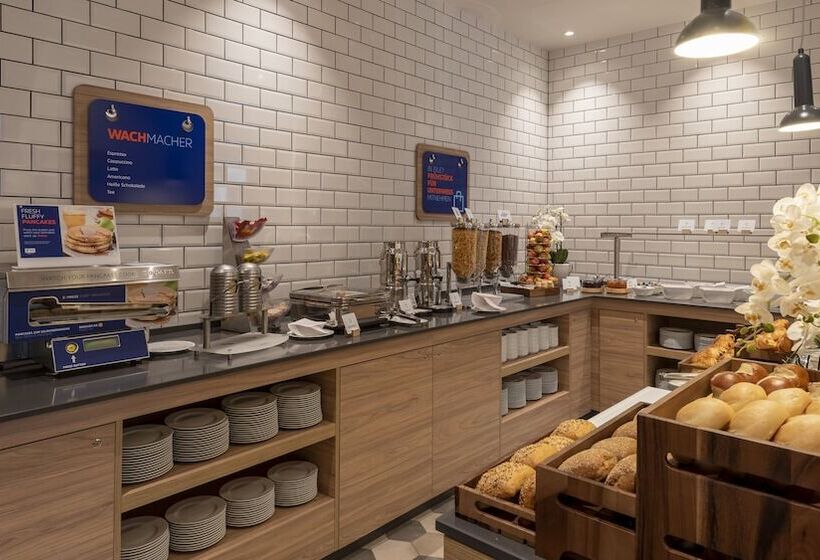 هتل Holiday Inn Express   Offenbach, An Ihg