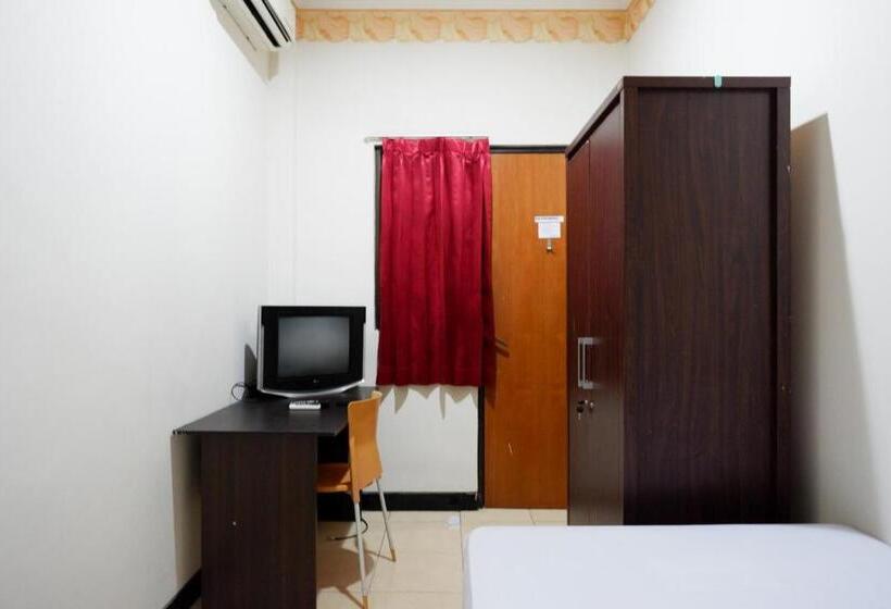 هتل Koolkost Near Kawasan Simpang Lima Semarang