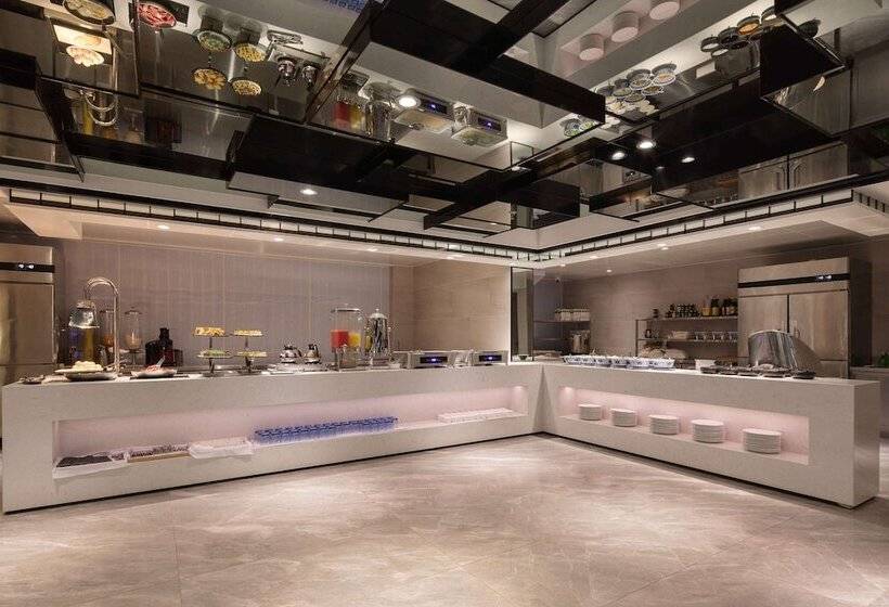 هتل Wingate By Wyndham Xishuangbanna