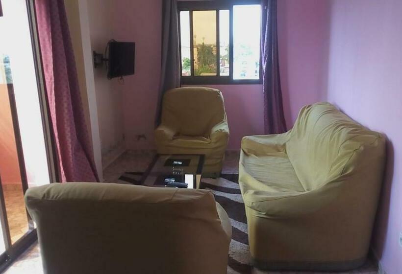 Maison Rose+