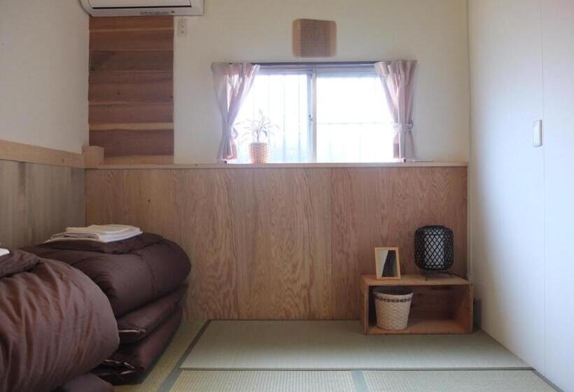 پانسیون Yomogi Guesthouse
