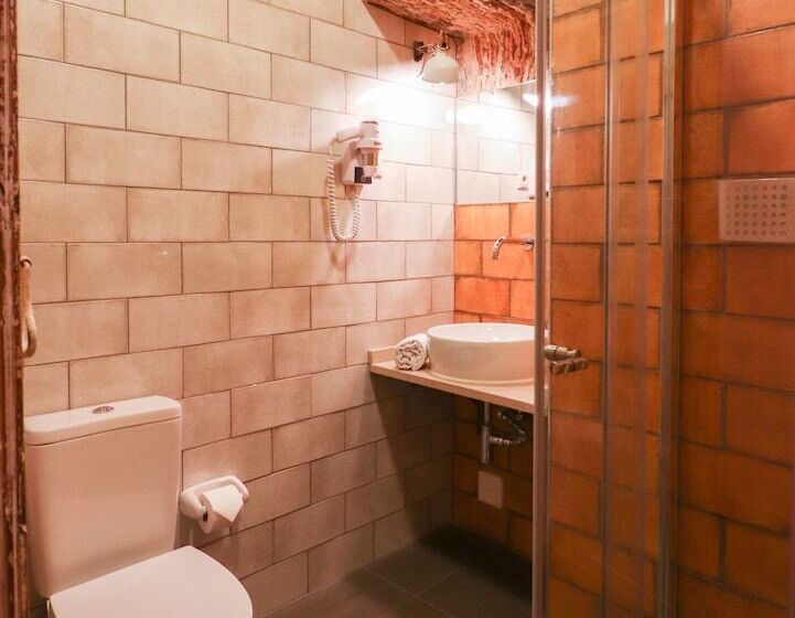 Tilia Hostel