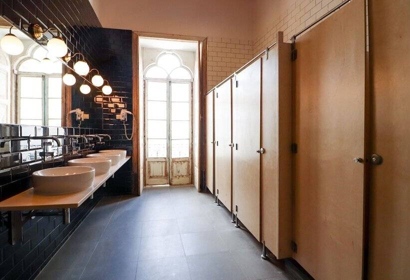Tilia Hostel