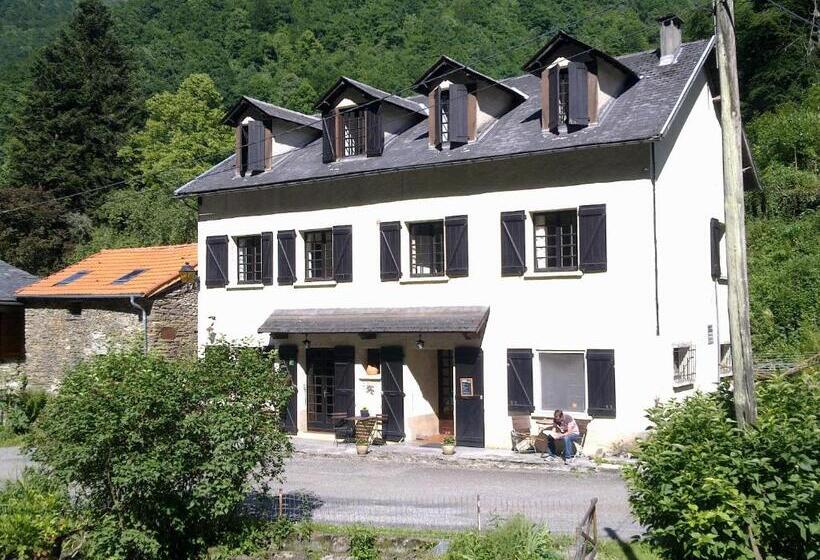 Общежитие Auberge Les Myrtilles