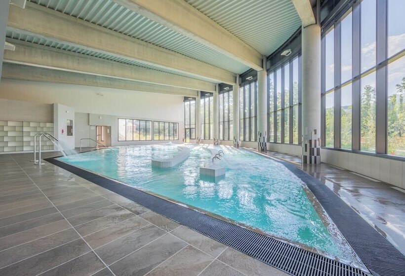 هتل Villa Thermae Santenay
