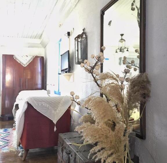 پانسیون Dimitri Ada Evi & Restaurant