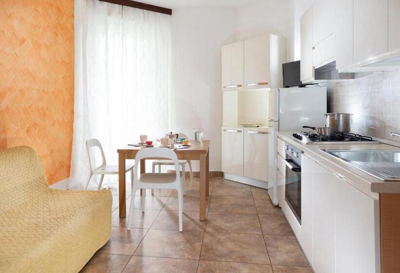 Solemare Hotel E Residence