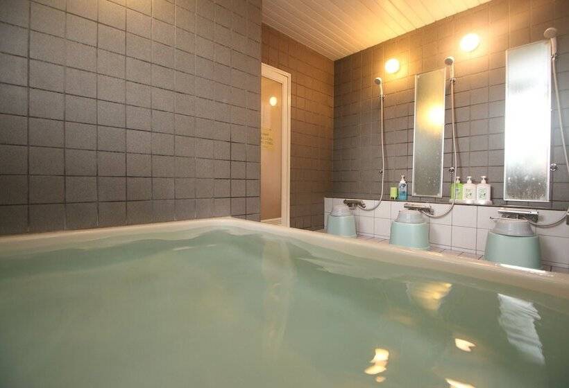 پانسیون Ryokan Kurumiya