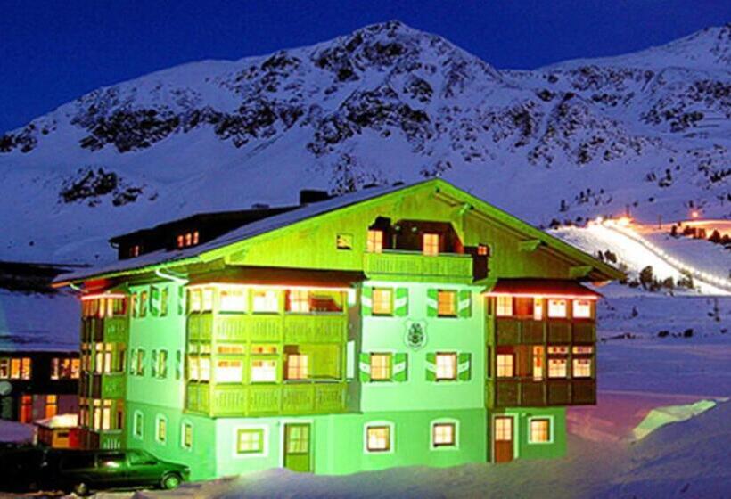 Aparthotel Bernhof