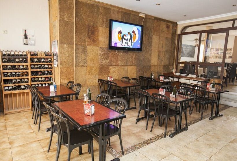 Hostal La Ermita