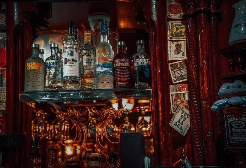 فندق Anchorage Inn