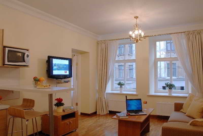 هتل Baltic Suites