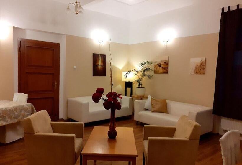 בית מלון כפרי Casanova