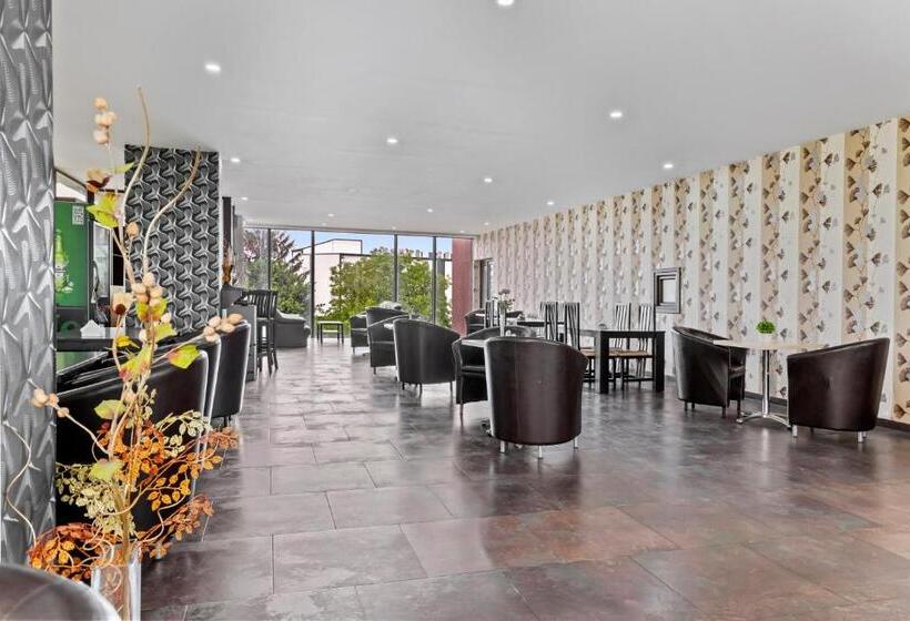 Fotos del hotel Charter Otopeni:  50 Fotos del hotel Charter Otopeni:  50