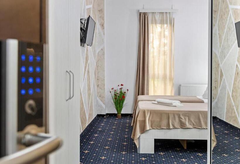 Fotos del hotel Charter Otopeni:  31 Fotos del hotel Charter Otopeni:  31