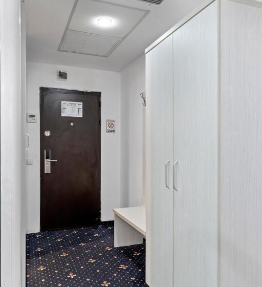 Fotos del hotel Charter Otopeni:  38 Fotos del hotel Charter Otopeni:  38