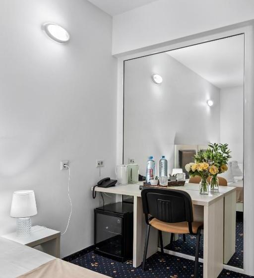 Fotos del hotel Charter Otopeni:  40 Fotos del hotel Charter Otopeni:  40