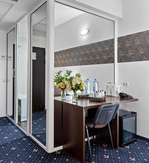 Fotos del hotel Charter Otopeni:  45 Fotos del hotel Charter Otopeni:  45