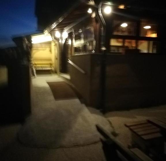 فندق Guest Accommodation Licka Kapa
