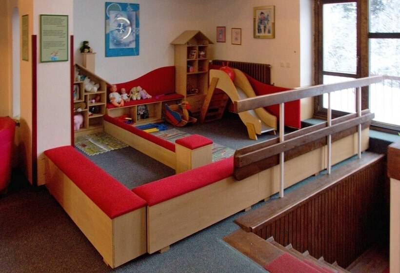 ホテル Harrachov 702