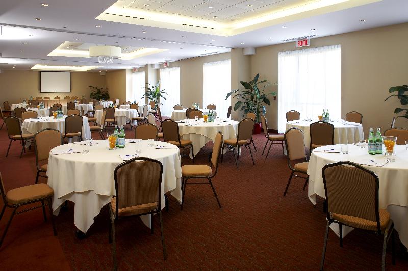 Fotos del hotel Holiday Inn & Suites Montreal Airport:  4