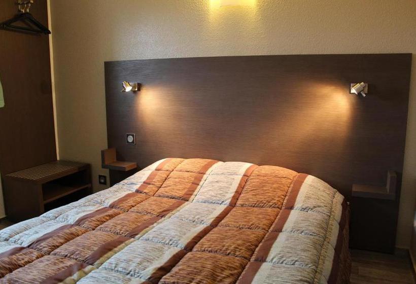 Отель Hôtel 1ère Etape