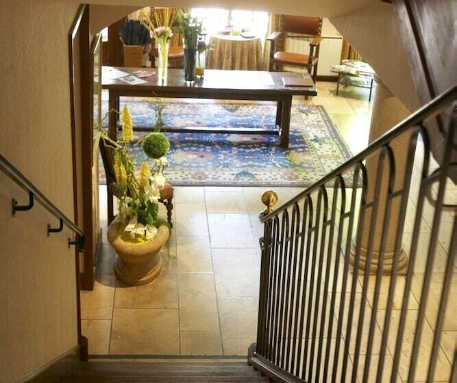 هتل Demeures & Châteaux   Hôtel Greuze & Spa Tournus
