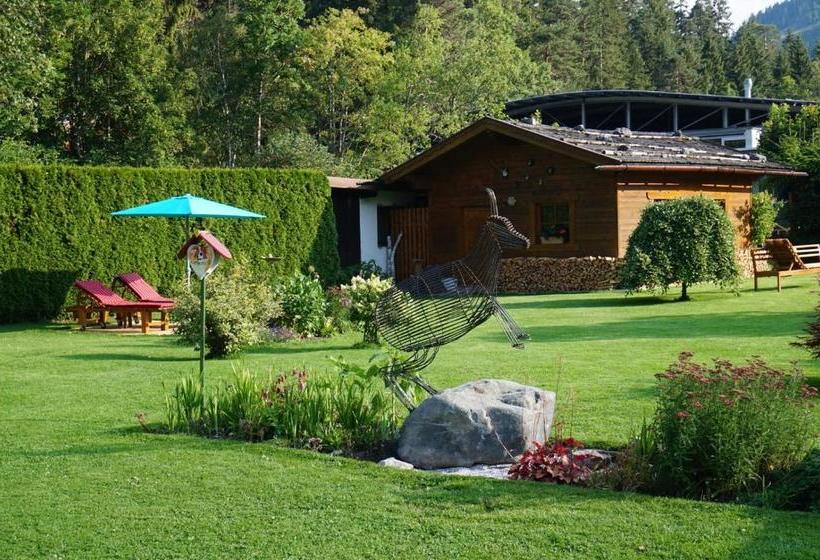 هتل Landhaus Gemsenblick