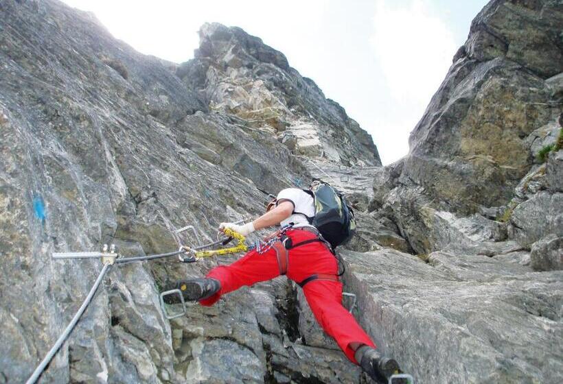 בית מלון כפרי Maria Theresia